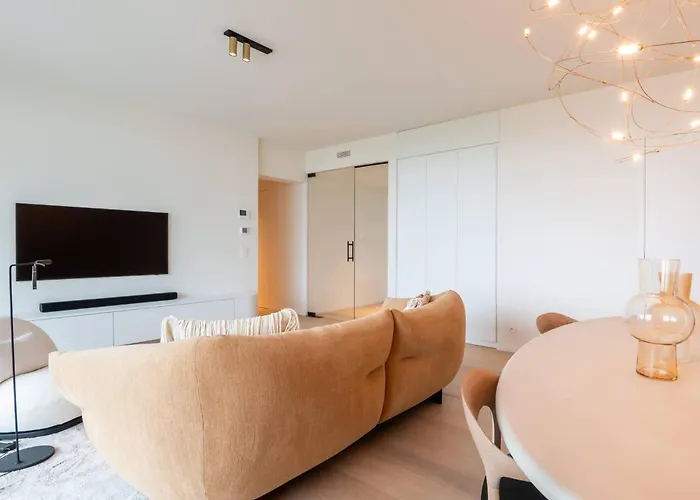 Apartment Luxurious 3br App With Unbelievable Views *