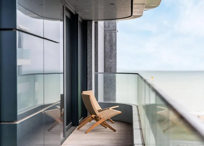 Apartment Luxurious 3br App With Unbelievable Views *