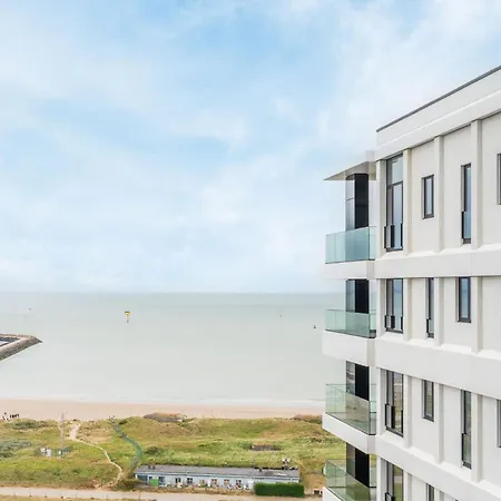 Luxurious 3br App With Unbelievable Views