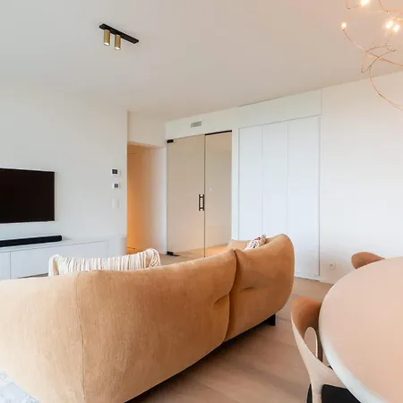 Luxurious 3br App With Unbelievable Views Ostende